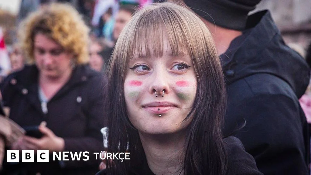 Macaristan'da Orban'ın iktidarı kaybettiği ilk haftada neler yaşandı?