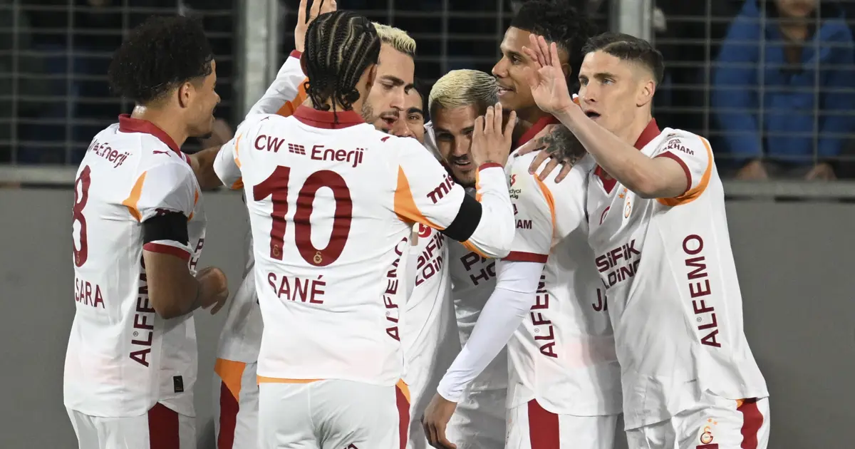 Galatasaray'dan maç sonu Fenerbahçe'ye mesaj. "Onlar daha stresli olabilir"