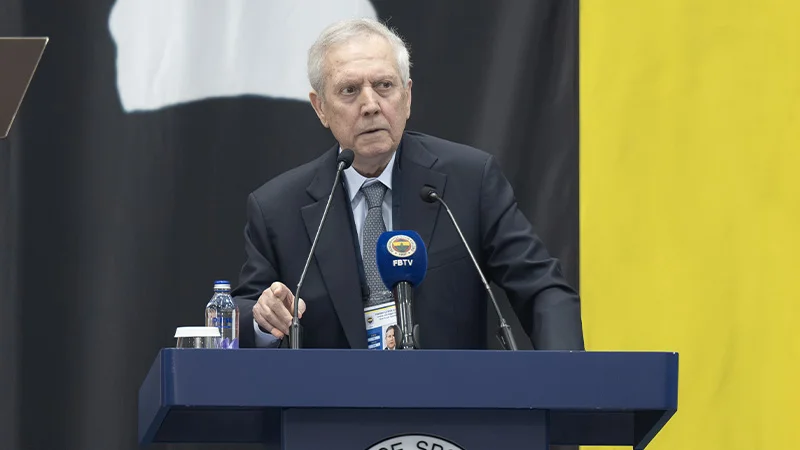 Aziz Yıldırım: FETÖ’cüleri kulüp atmalıdır