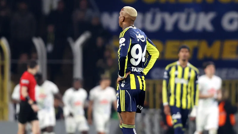 Fenerbahçe liderlik fırsatını son saniyede tepti